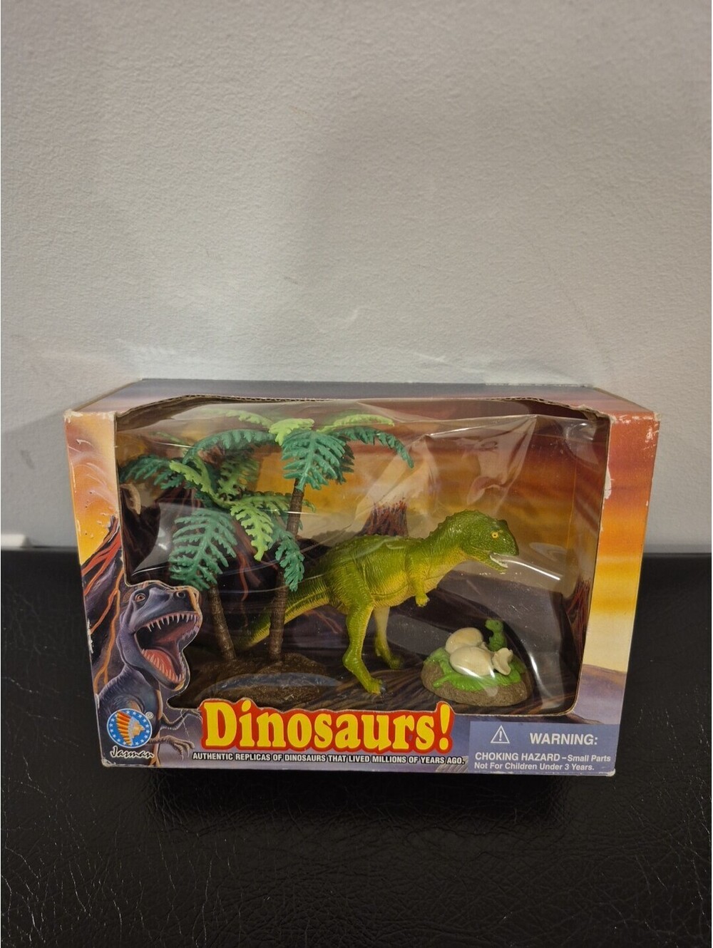 Jasman 1999 DINOSAURS! Dinosaur & BABY HATCHING Egg Toys 1999 Figures Replicas